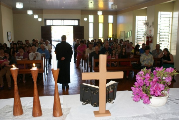 Culto Festivo Ernestina