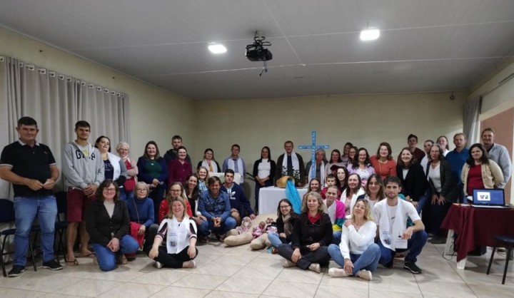 Encontro Padrinhos e Madrinhas de Oração.