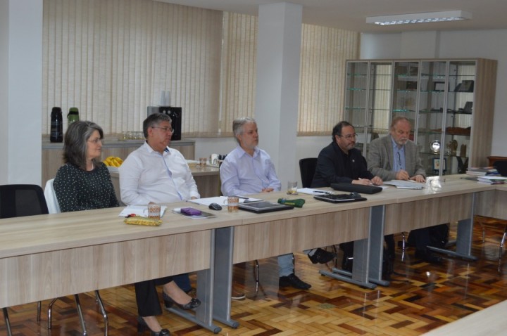 Presidência da IECLB recebe visita da direção da Igreja Luterana do Chile