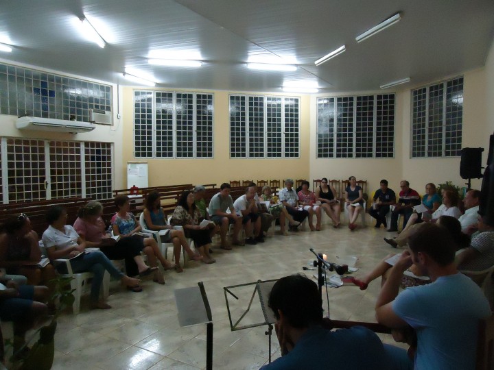 Seminário de presbíteros/as no Sínodo Brasil Central