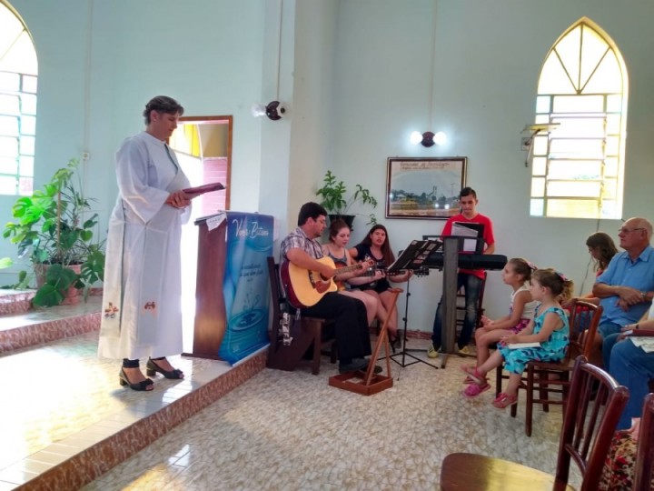 Fotos do culto de desinstalação