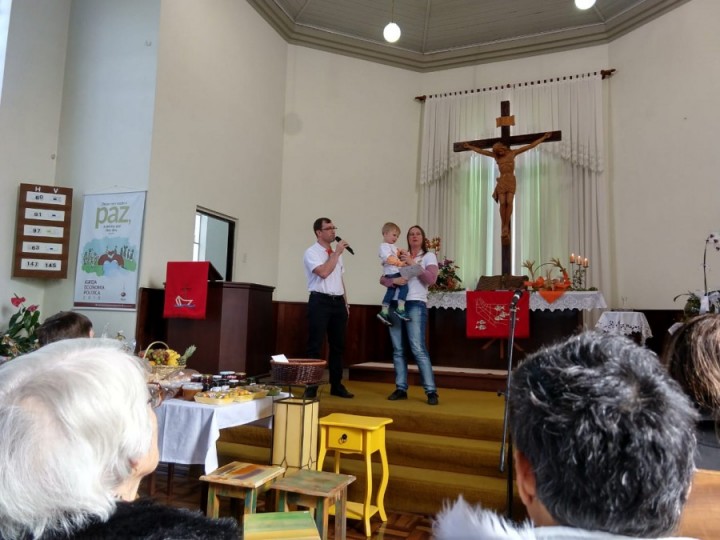 201980714-Nicole e Marcio apresentam-01.