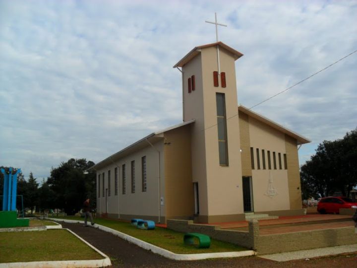 Santo Antônio do Planalto - Igreja