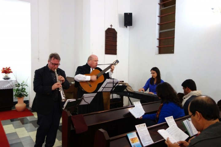 Música no culto 18/10/2015 junto com os participantes do Seminário de Culto e Liturgia