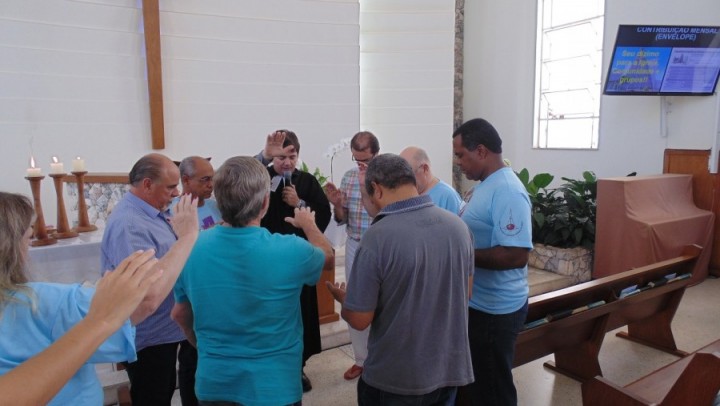 diaconia_culto 2016_com atendidos e moradores de rua (29)