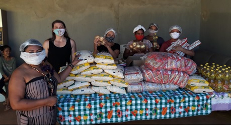 Alimentos para a cozinha solidária