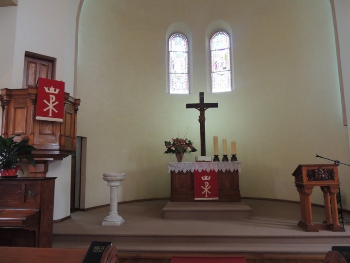 Altar da Igreja da IECLB em Santa Cruz do Sul