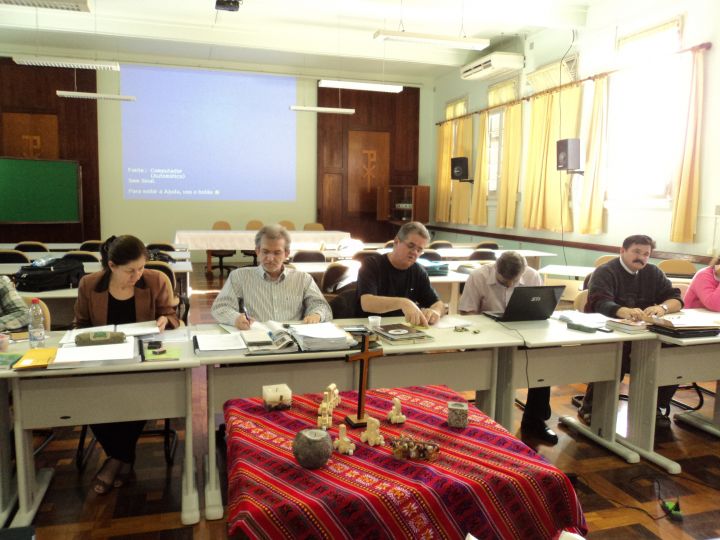 Reunião da Presidência e da Secretaria Geral com os Pastores Sinodais (11-15.09.2012)