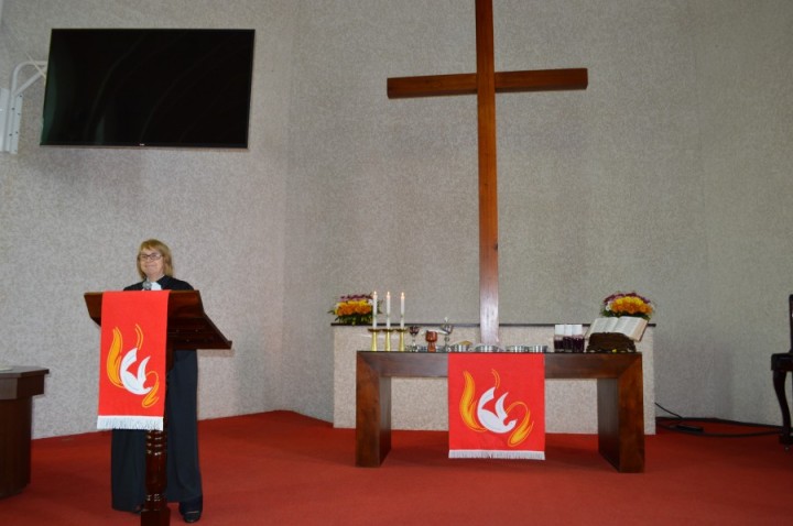 Pastora Silvia Genz - Culto da Manhã - Dia 20 de Outubro