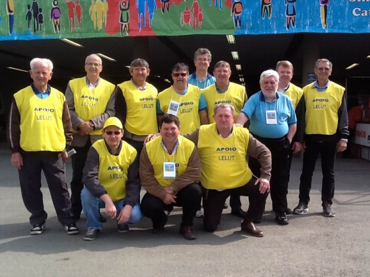 Grupo de legionários que deu apoio à recepção e organização do estacionamento