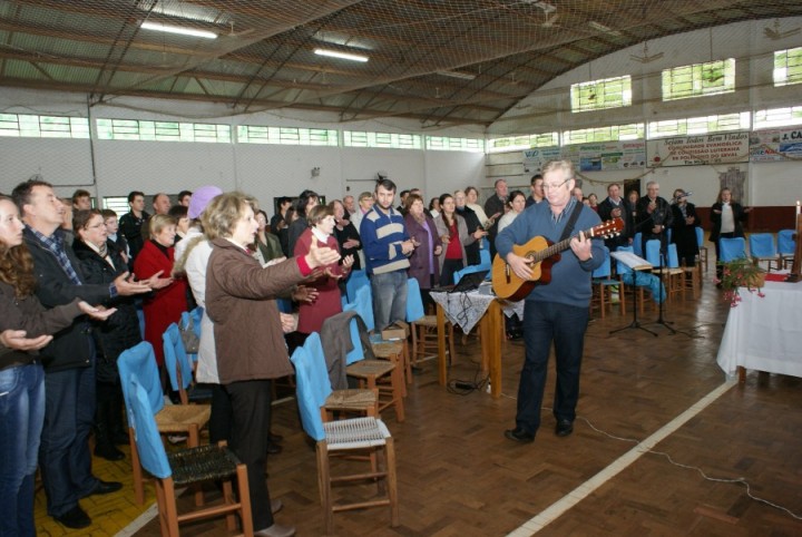 Dia Paroquial da Igreja 2014 - Ernestina -Polígono do Erval - Município de Tio Hugo