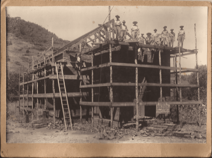 Construção da Igreja entre 1955 e 1957