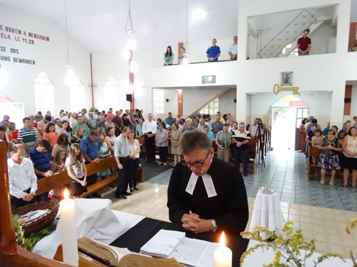 Culto da Paixão de Cristo com Santa Ceia na Comunidade de Belém