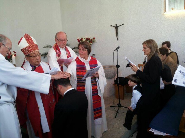 Momento da Ordenação do Pastor Arroyo