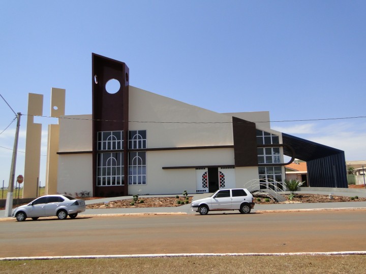 Templo da IECLB em Chapadão do Céu - Goiás