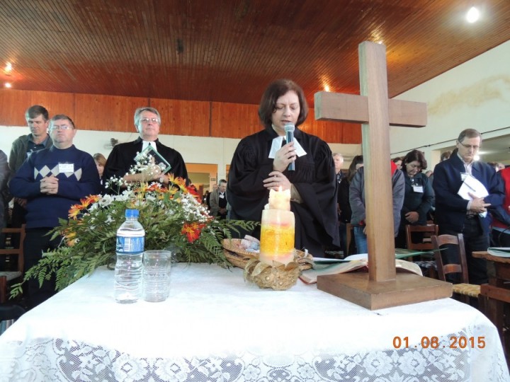 Celebração - Pastora Haidi Madeira