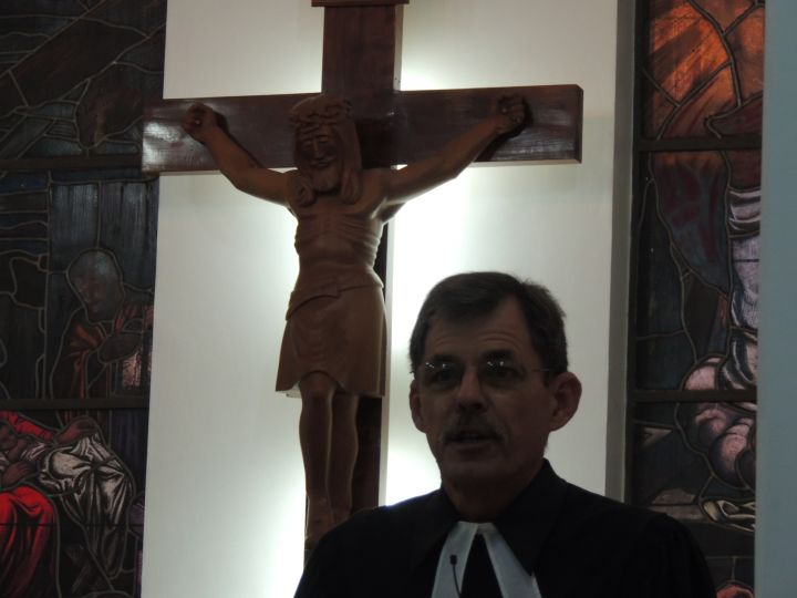 Pastor Erni Drehmer