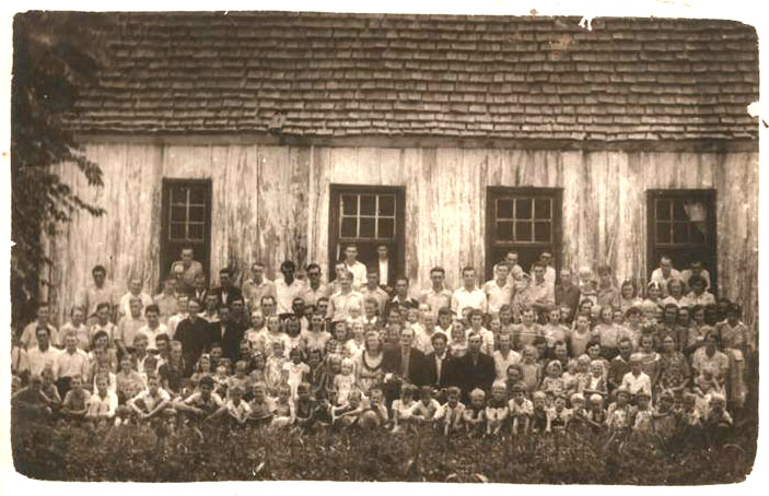 Primeira Igreja da IECLB de Linha Antasem Janeiro de     1931