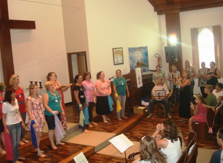 Seminário para Orientadores do  Culto Infantil - Cantando com as crianças