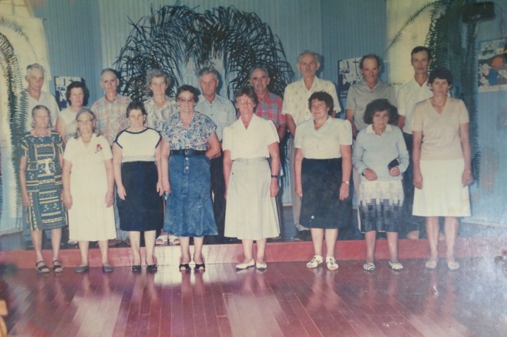 Momento na Igreja antiga de madeira