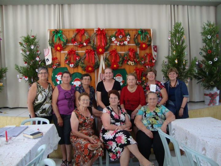 Grupo de Trabalhos Manuais da OASE de Rio Cerro