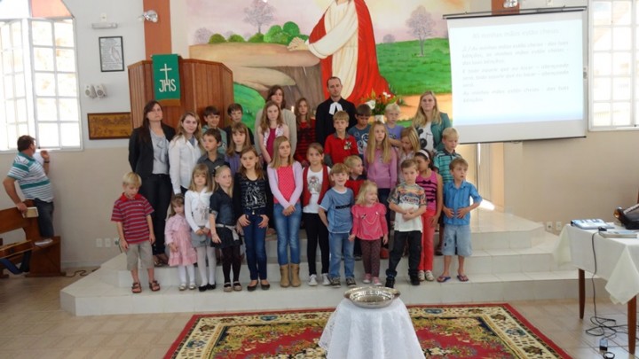 Culto na Comunidade de Belém com a participação do Culto Infantil