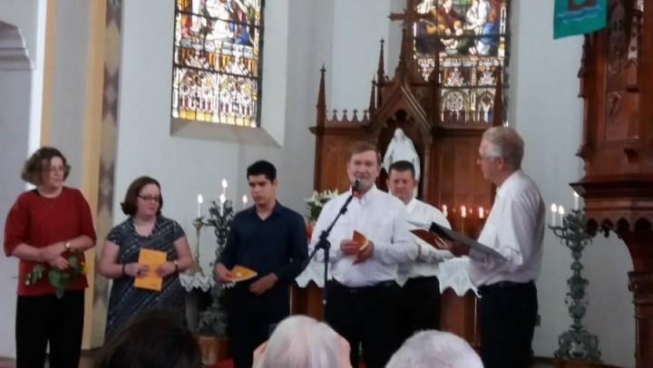 Lançamento do livro  "Cura e Fé: Merecimento ou dádiva de Deus?" em São Leopoldo/RS