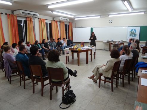 Grupo em Reunião