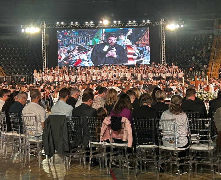 Culto Festivo 200 anos de presença luterana no Brasil conta com apresentação de 800 instrumentistas e coralistas